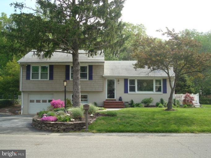 265 Beach Road Pasadena, MD 21122 - Photo 5 of 16 Exterior (Front)
