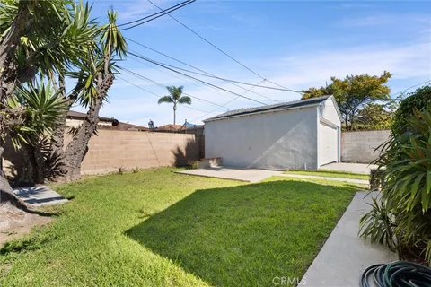 $735,000 | 1559 West 113th Street, Los Angeles, CA 90047