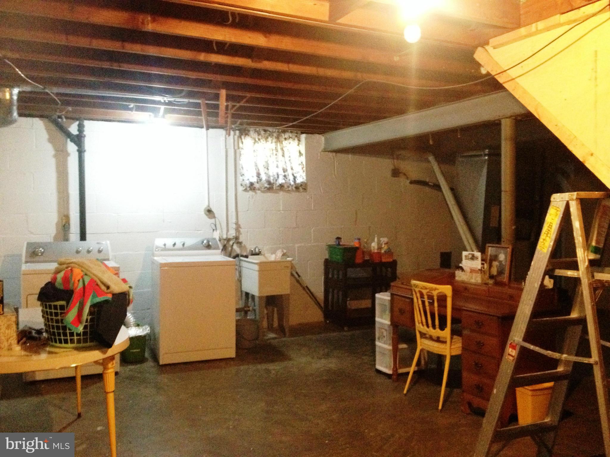6806 Collinsdale Road Baltimore, MD 21286 - Photo 22 of 29 Basement