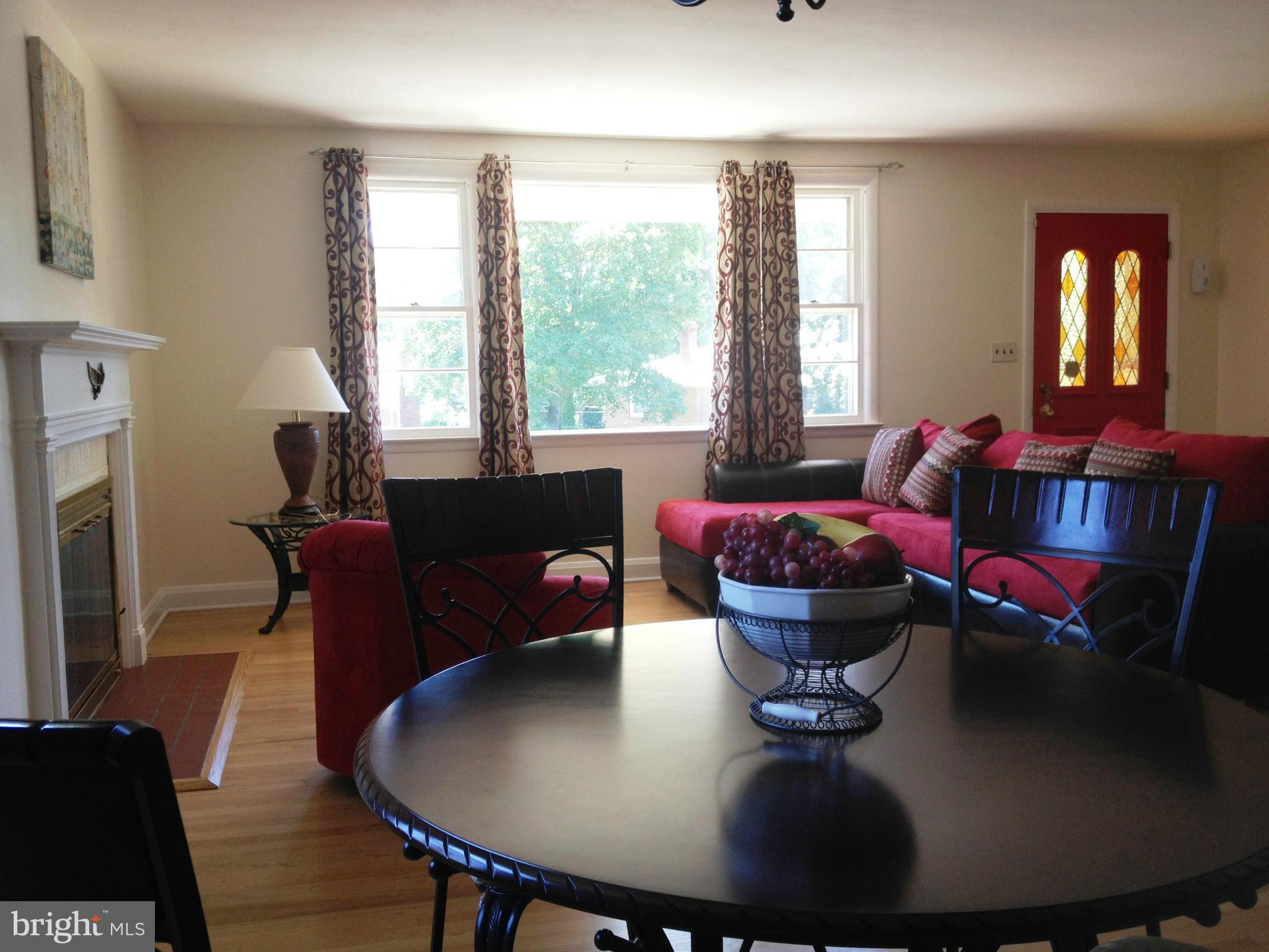 6806 Collinsdale Road Baltimore, MD 21286 - Photo 7 of 29 Dining Room