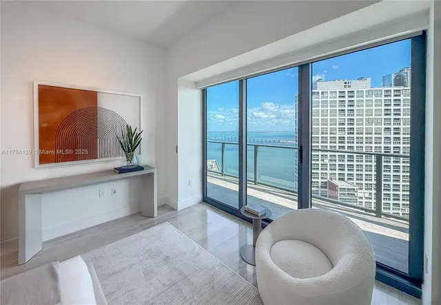 $1,590,000 | 1451 Brickell Avenue, Unit 2703, Miami, FL 33131