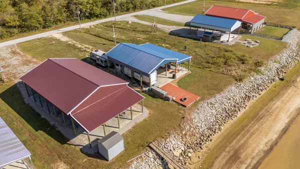 $165,000 | 1997 Hardin Bottom River Road, Clifton, TN 38425