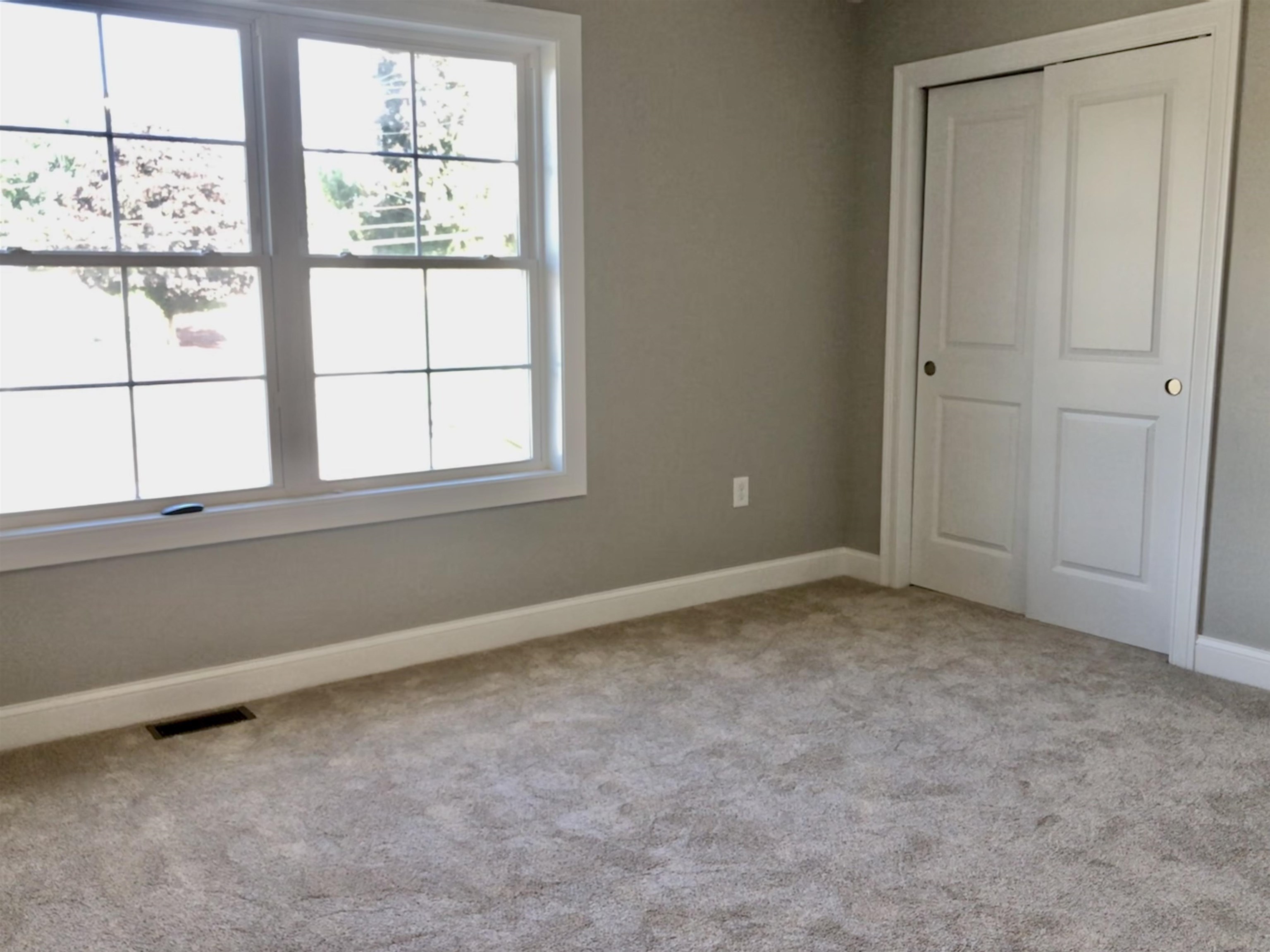 18 Maple Street, Unit 5 Derry, NH 03038 - Photo 26 of 31 Gallery Image 26