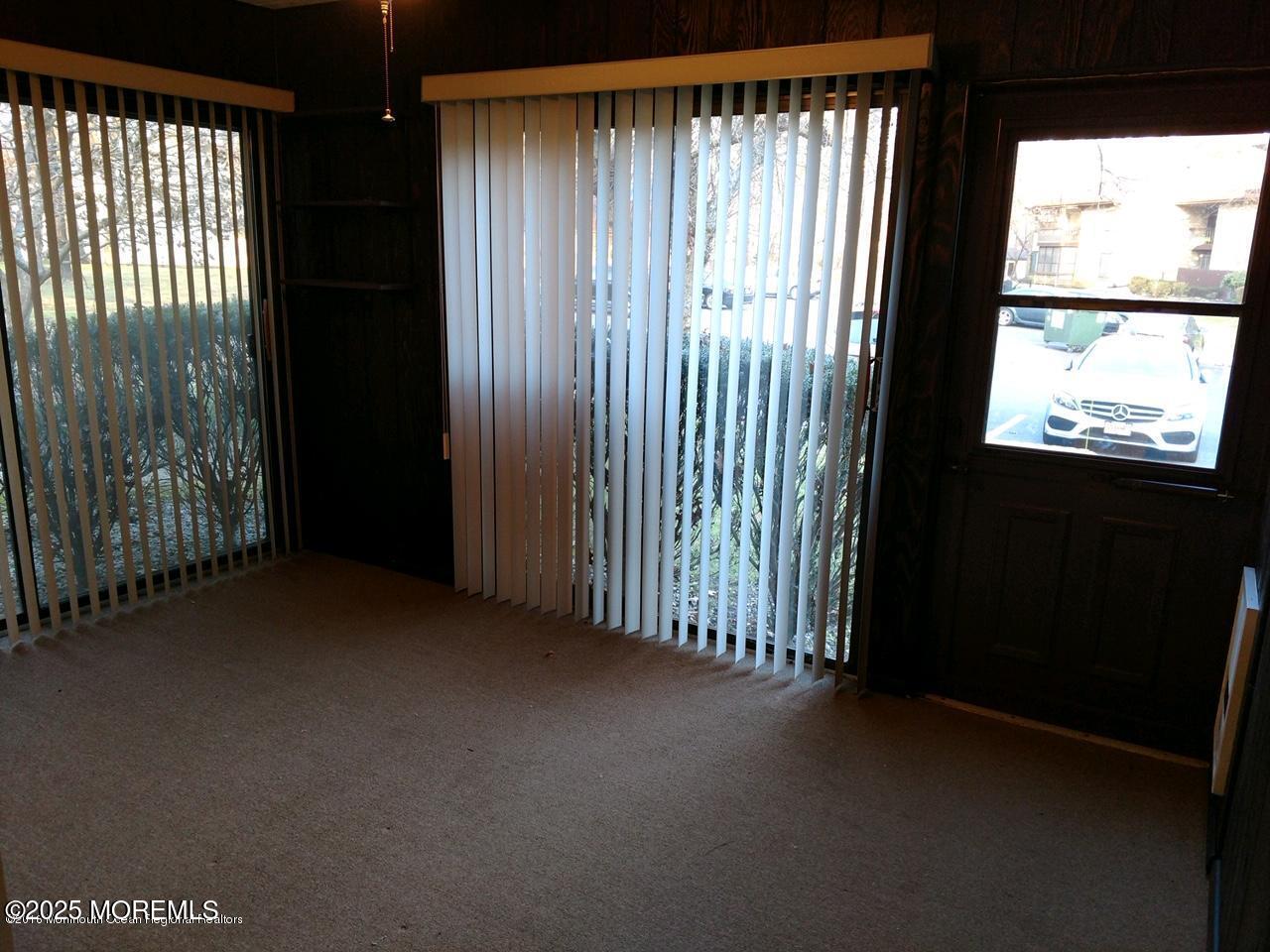 137 Amberly Drive, Unit E Manalapan, NJ 07726 - Photo 6 of 24