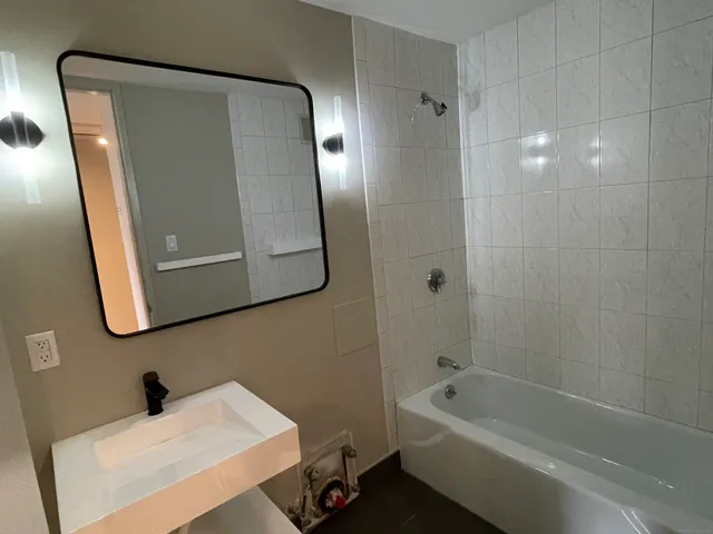 $3,575 | 1 Gold Street, Unit 13AB, Hartford, CT 06103