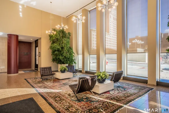 $3,575 | 1 Gold Street, Unit 13AB, Hartford, CT 06103