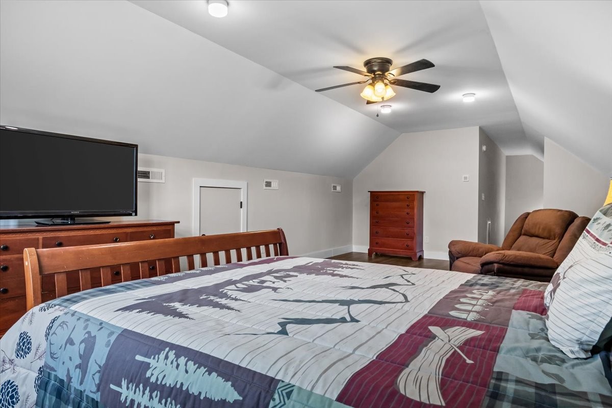 4251 Spring Valley Road Cumberland City, TN 37050 - Photo 34 of 67