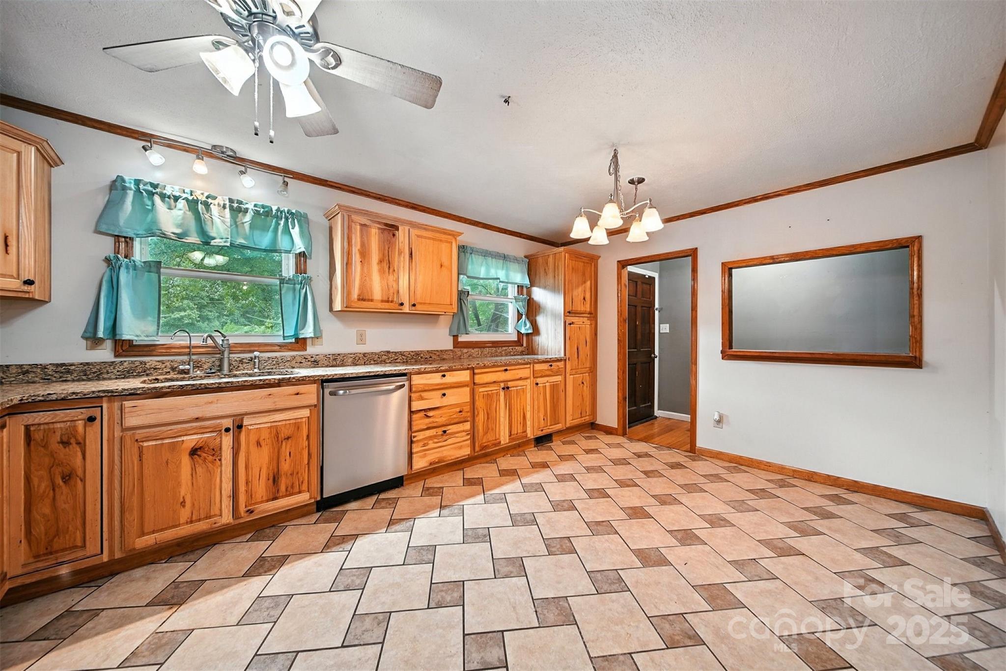 3395 Danial Street Conover, NC 28613 - Photo 8 of 33
