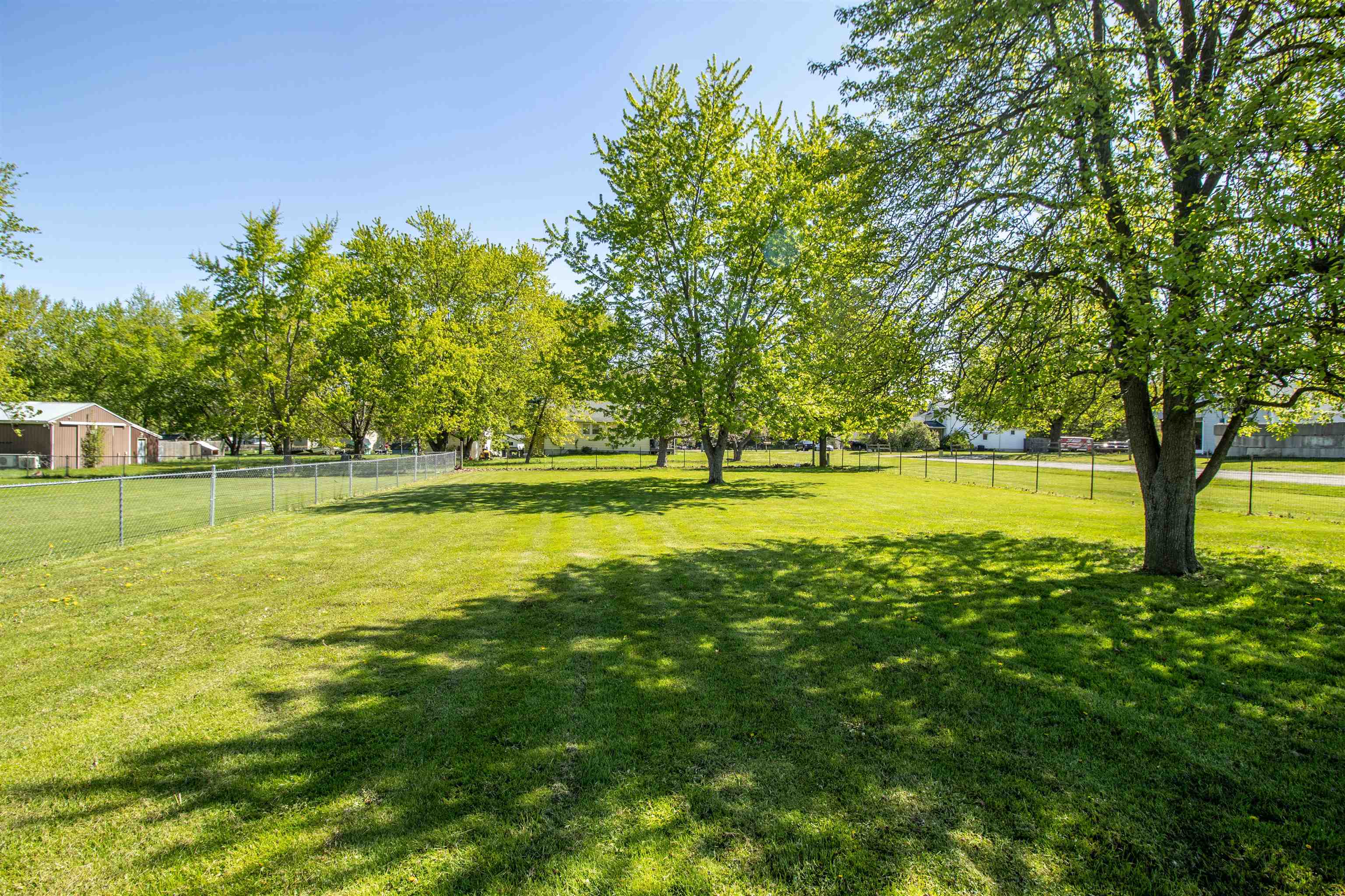 10256 North Saginaw Road Clio, MI 48420 - Photo 29 of 34