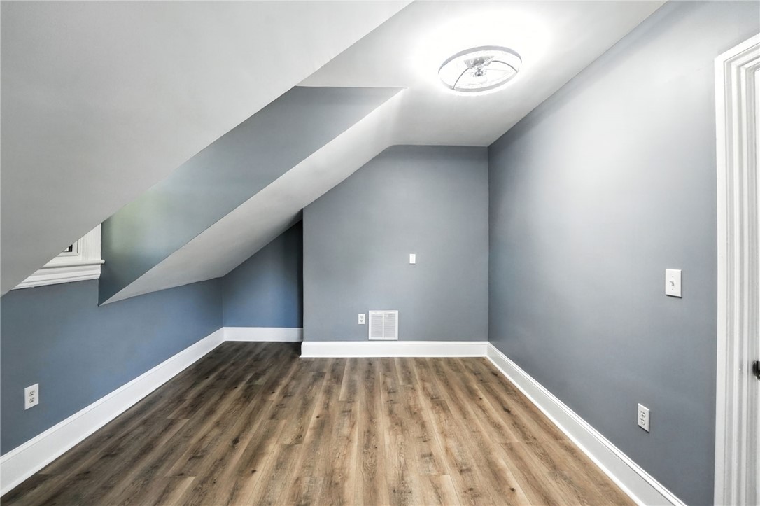 32 Carver Street Pawtucket, RI 02860 - Photo 17 of 28