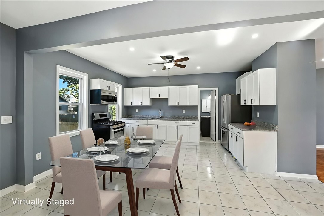 32 Carver Street Pawtucket, RI 02860 - Photo 3 of 28