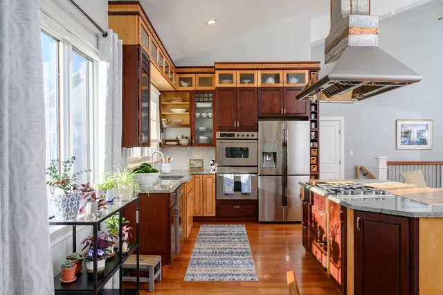 $1,249,000 | 203 South Main Street, Cohasset, MA 02025