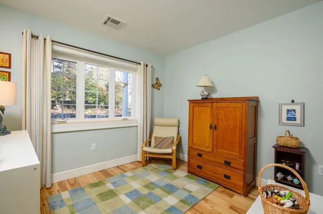 $1,249,000 | 203 South Main Street, Cohasset, MA 02025