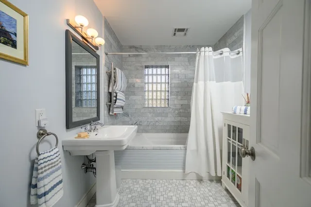 $1,249,000 | 203 South Main Street, Cohasset, MA 02025