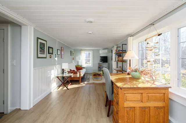 $1,249,000 | 203 South Main Street, Cohasset, MA 02025