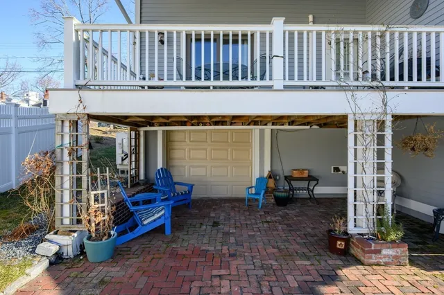 $1,249,000 | 203 South Main Street, Cohasset, MA 02025