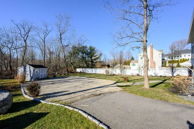 $1,249,000 | 203 South Main Street, Cohasset, MA 02025