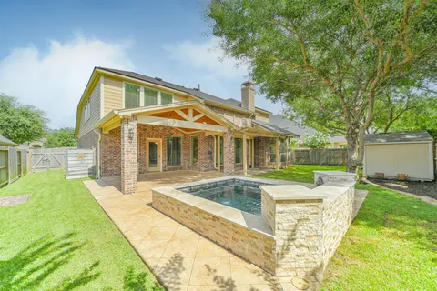 $465,000 | 13607 Breakwater Path Loop, Houston, TX 77044