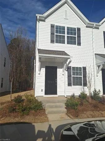 $1,700 | 1822 Autumn Mist Drive, Winston-Salem, NC 27103