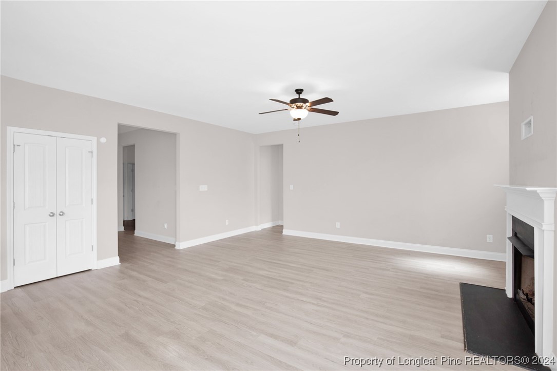 2350 Smith Road Hope Mills, NC 28348 - Photo 7 of 35 Gallery Image 7