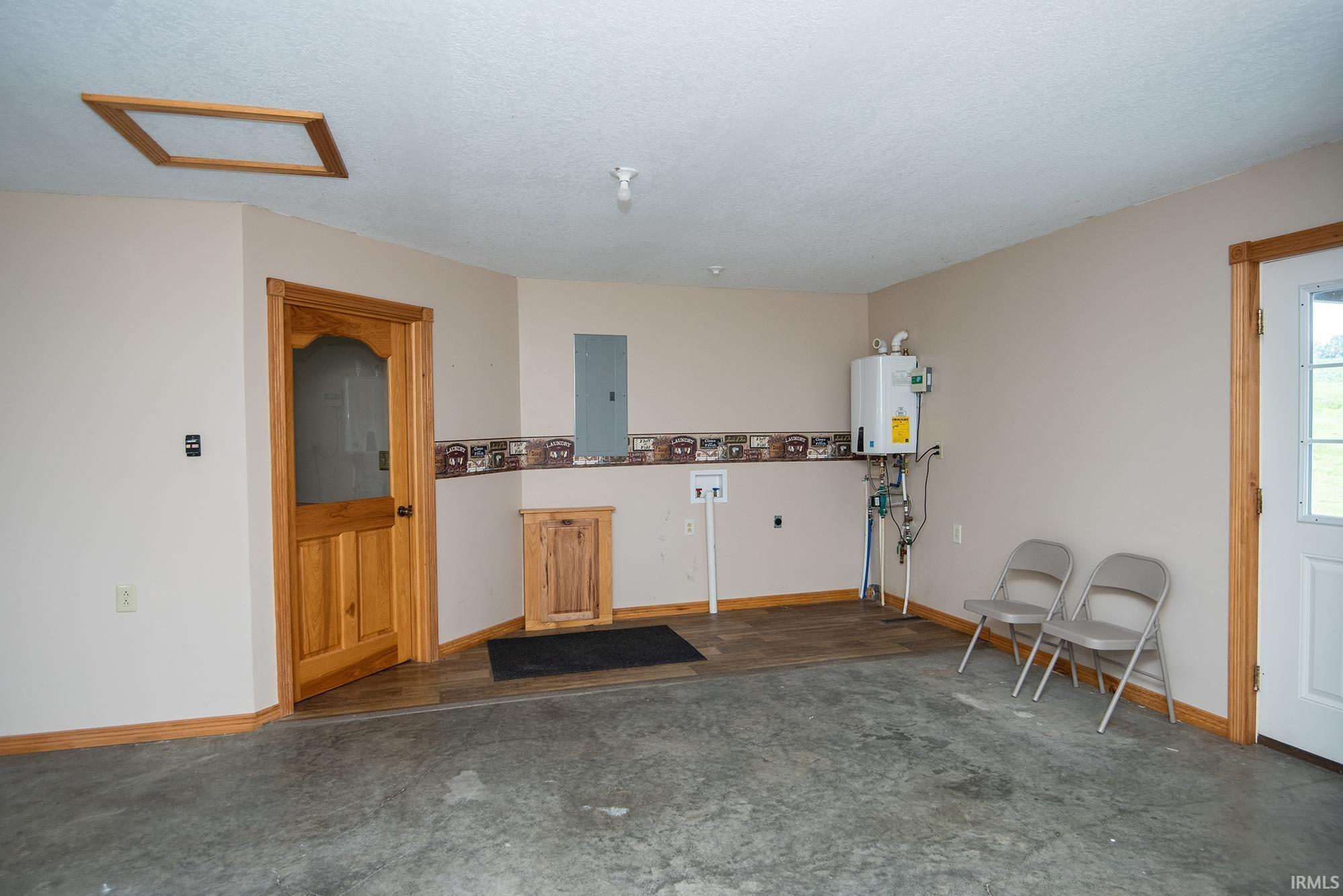 2219 Loudermilk Road Vincennes, IN 47591 - Photo 22 of 50