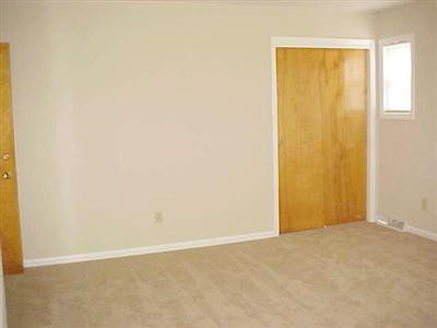 6079 Lexington Road Winchester, KY 40391 - Photo 19 of 51 This shows the other closet door in the