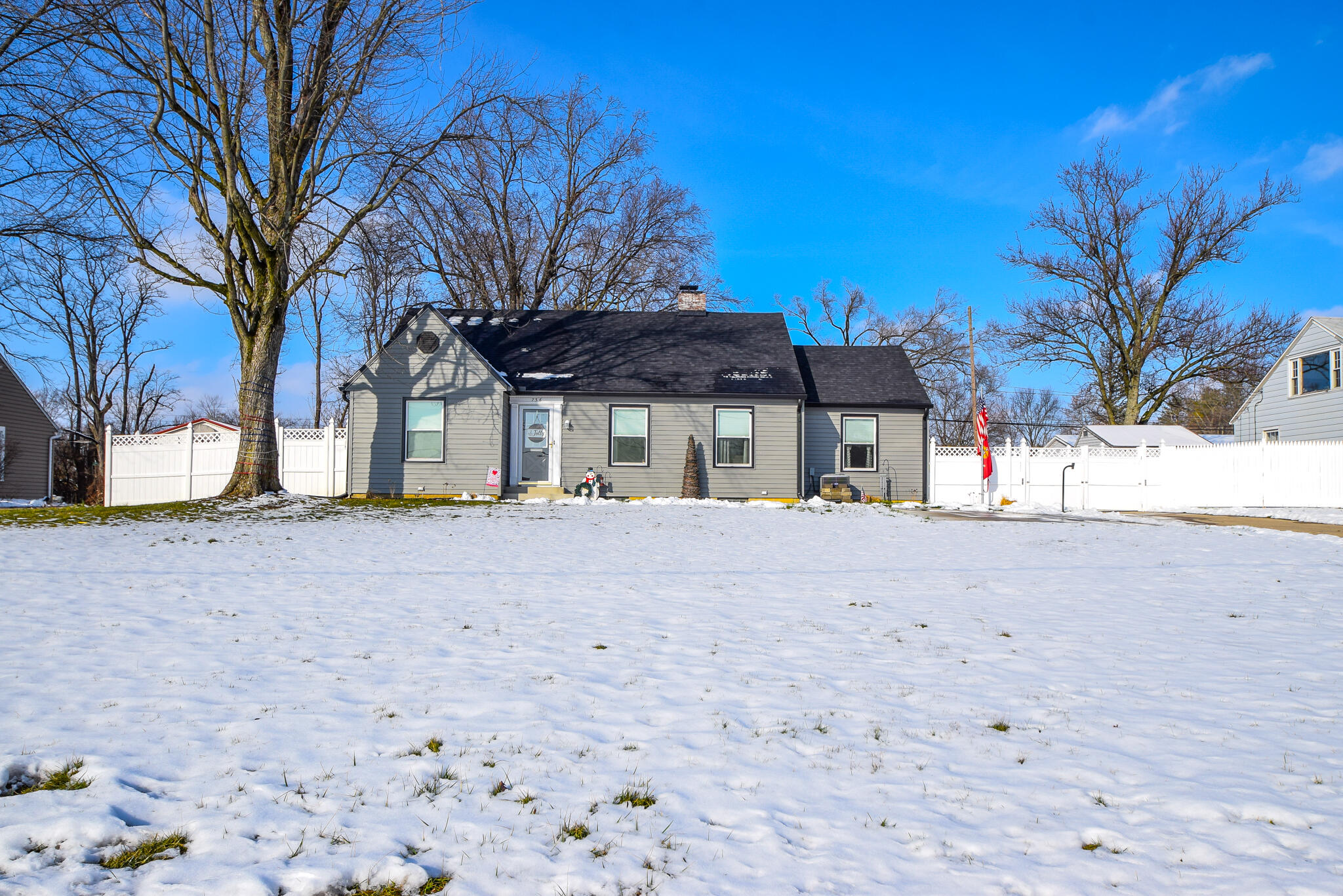 736 East Home Road Springfield, OH 45503 - Photo 4 of 52