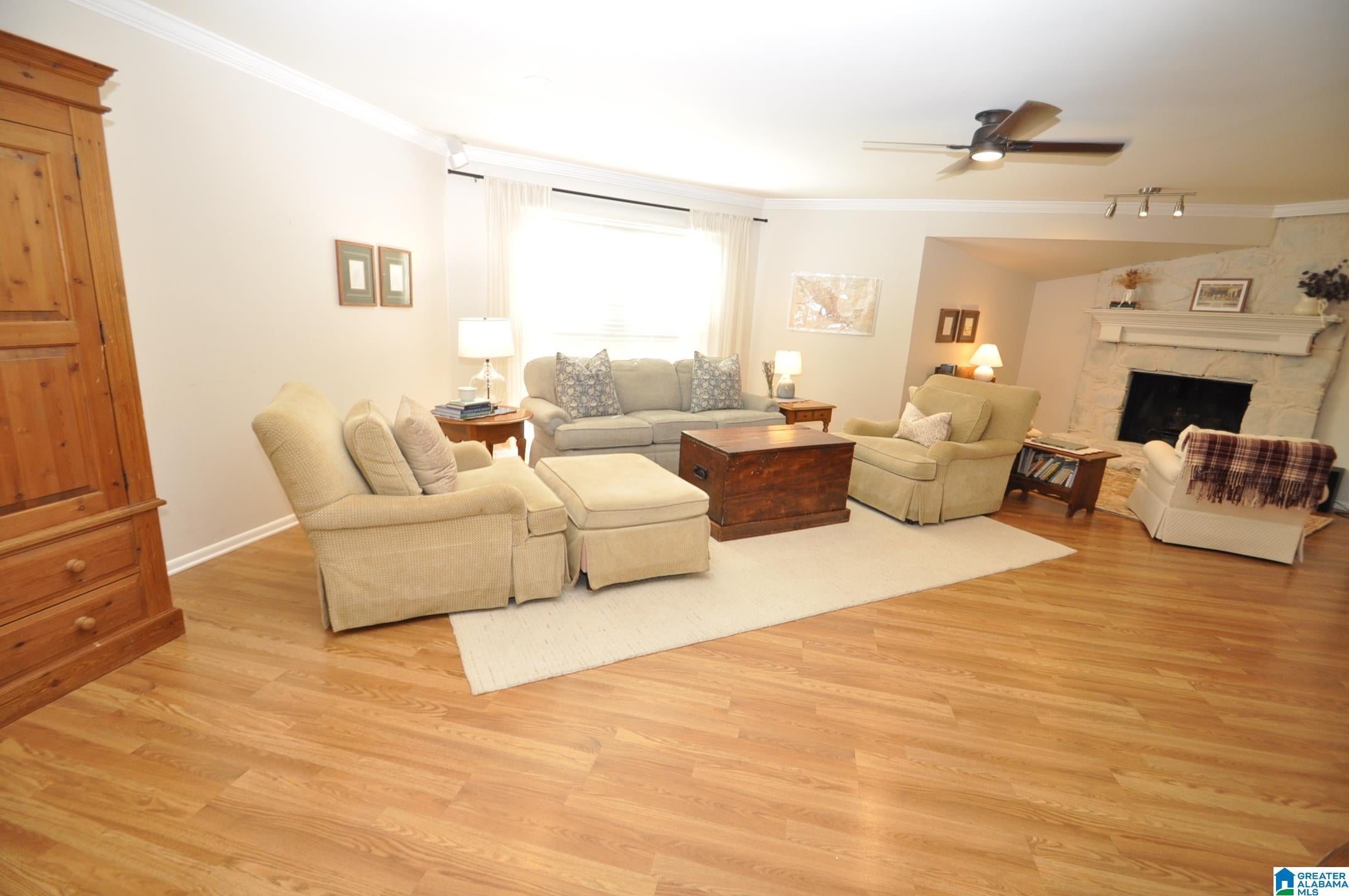 3902 South Shades Crest Road Hoover, AL 35244 - Photo 5 of 40 Gallery Image 5
