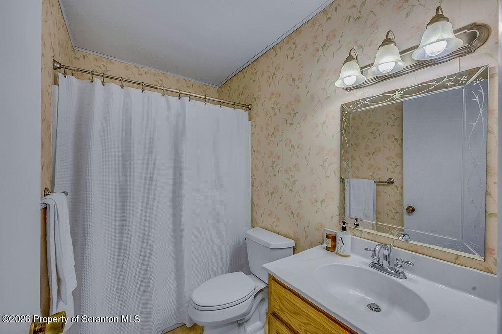 1506 East Locust Street Scranton, PA 18505 - Photo 32 of 42 main bath