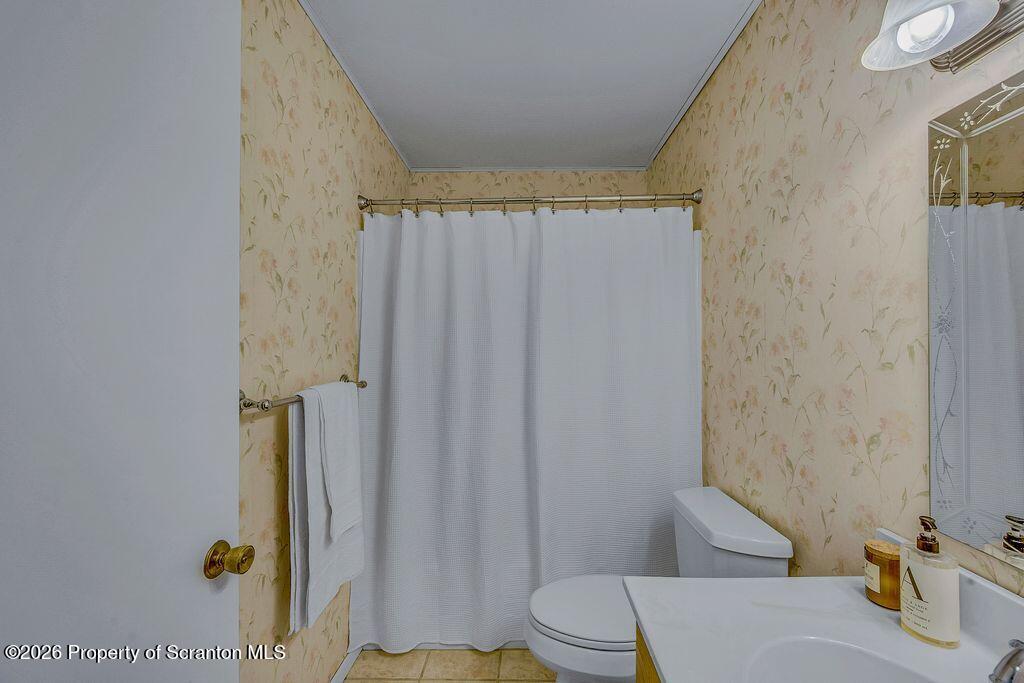 1506 East Locust Street Scranton, PA 18505 - Photo 33 of 42 main bath