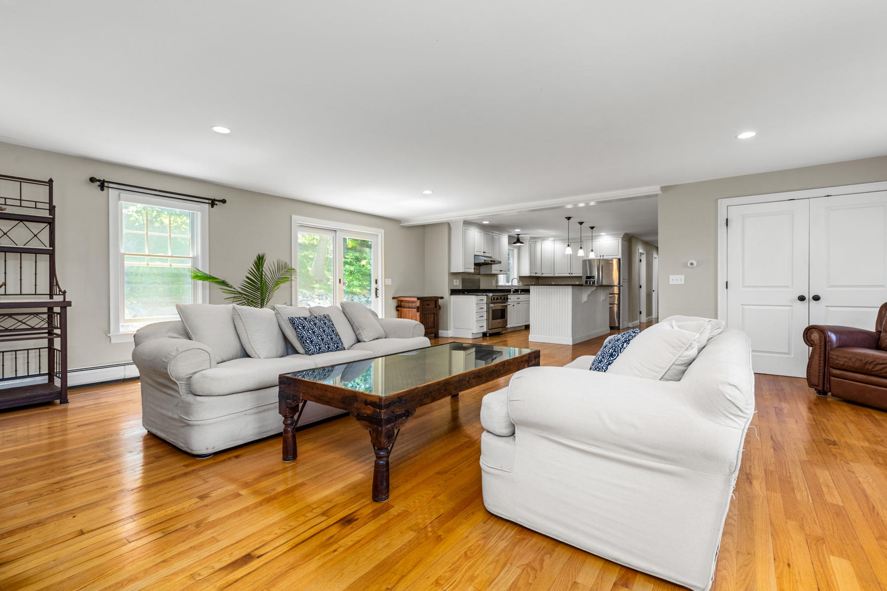 373 Southside Road York, ME 03909 - Photo 7 of 72 -