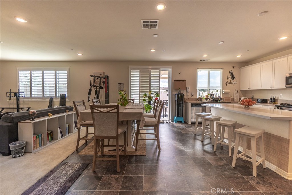 1099 Little Leaf Street Calimesa, CA 92320 - Photo 9 of 32