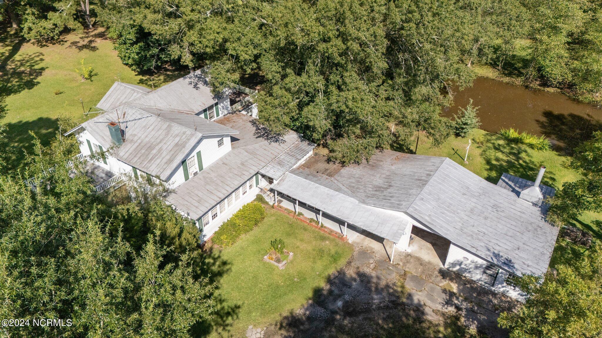 5387 Gardnerville Road Ayden, NC 28513 - Photo 6 of 28 image 4
