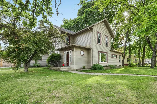 $329,900 | 1 West Madison Avenue, Milton, WI 53563