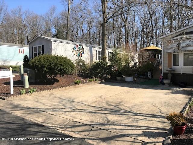522 Roberts Road Toms River, NJ 08755 - Photo 19 of 23 Driveway