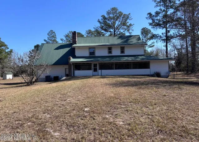 a view of a outdoor space with green space