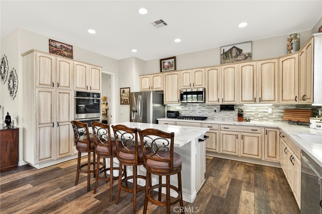 1710 Reyes Lane Beaumont, CA 92223 - Photo 10 of 34