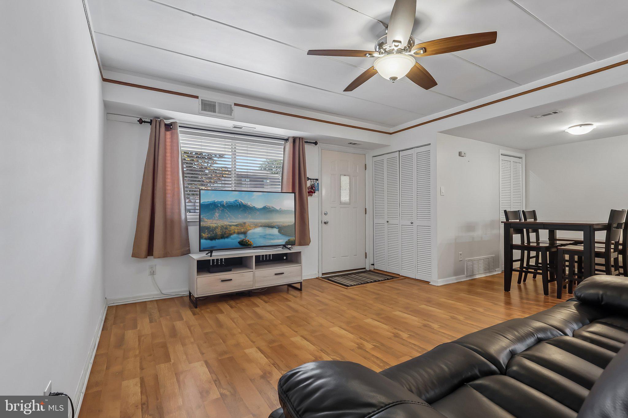 20102 Delaire Landing Road, Unit 102 Philadelphia, PA 19114 - Photo 11 of 31
