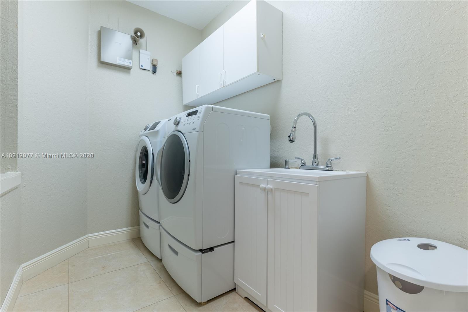 12358 St Simon Drive Boca Raton, FL 33428 - Photo 31 of 89 a bathroom with a sink and a toilet
