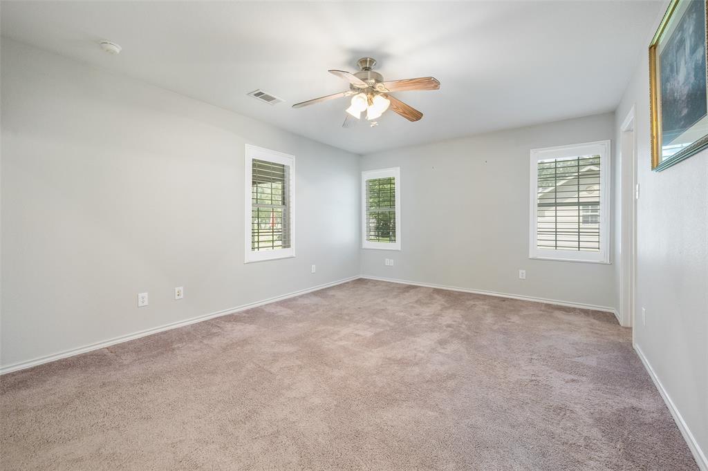 109 Castlewood Road Enchanted Oaks, TX 75156 - Photo 16 of 33