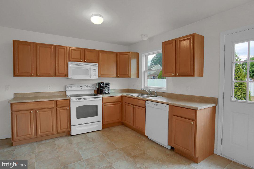 1090 Georgetown Road Middletown, PA 17057 - Photo 3 of 28 Gallery Image 3