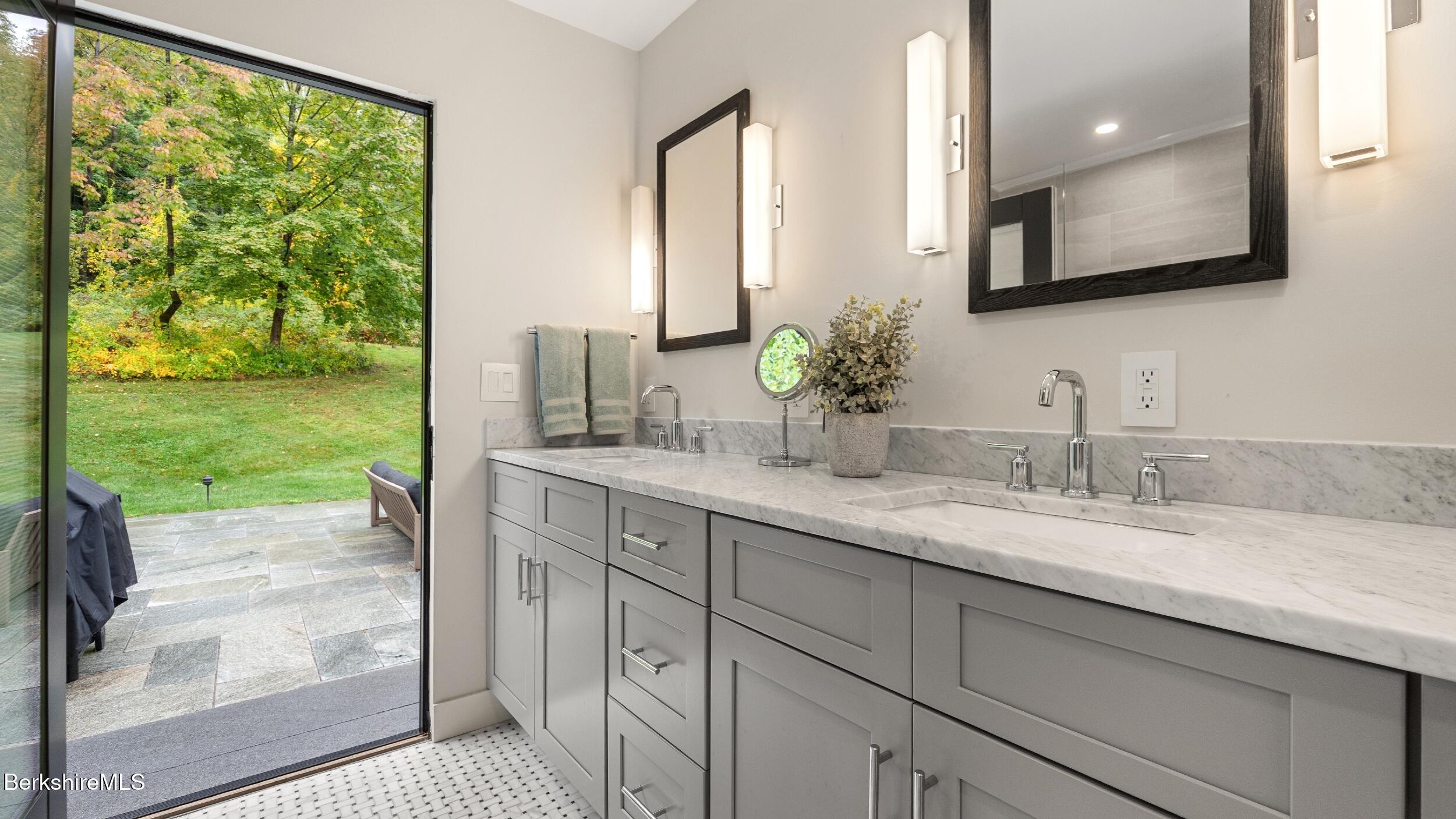 20 Cobb Road West Stockbridge, MA 01236 - Photo 31 of 57 Primary Bath