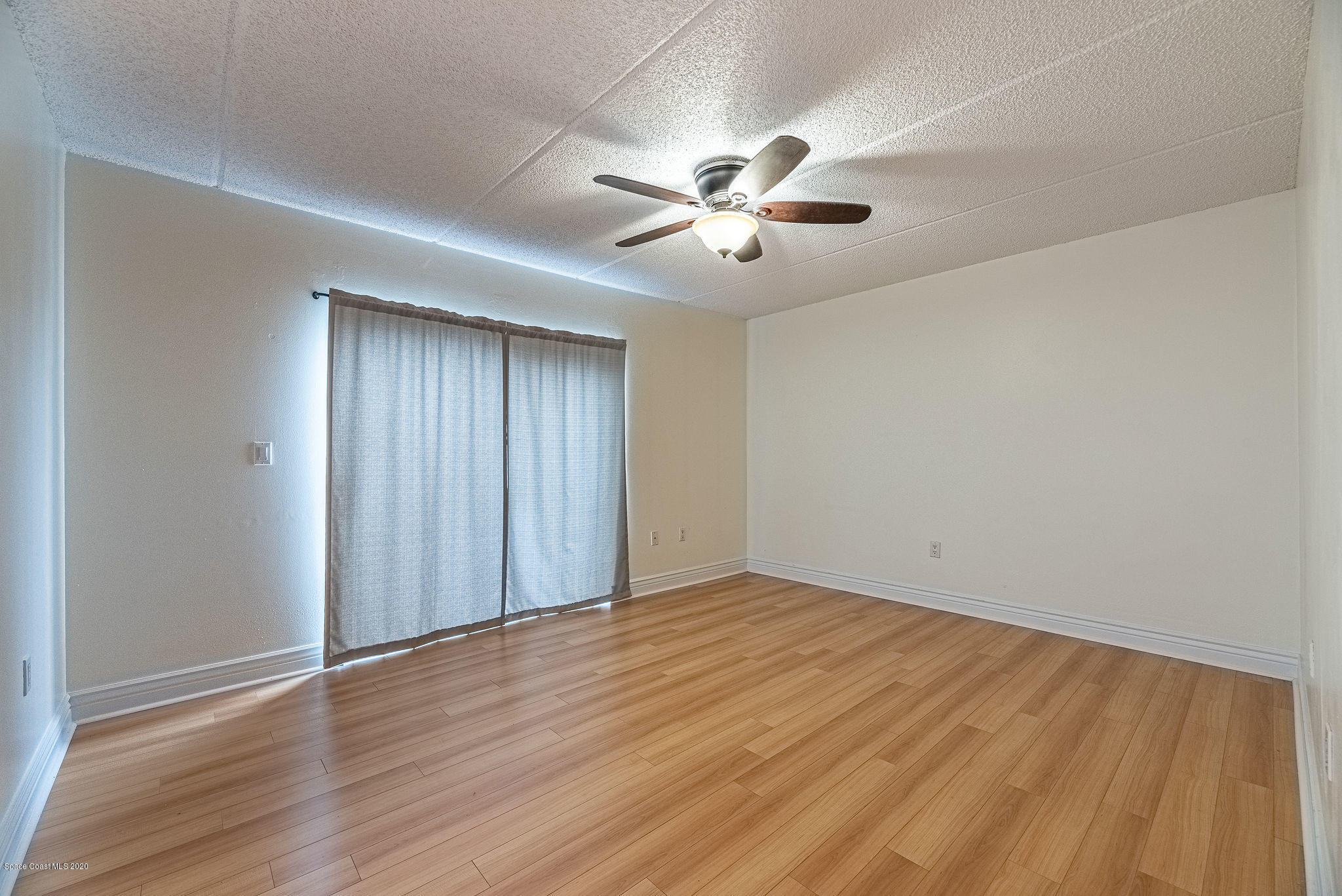 719 Ridge Club Drive, Unit 77 Melbourne, FL 32934 - Photo 6 of 28 JC7_5206-HDR