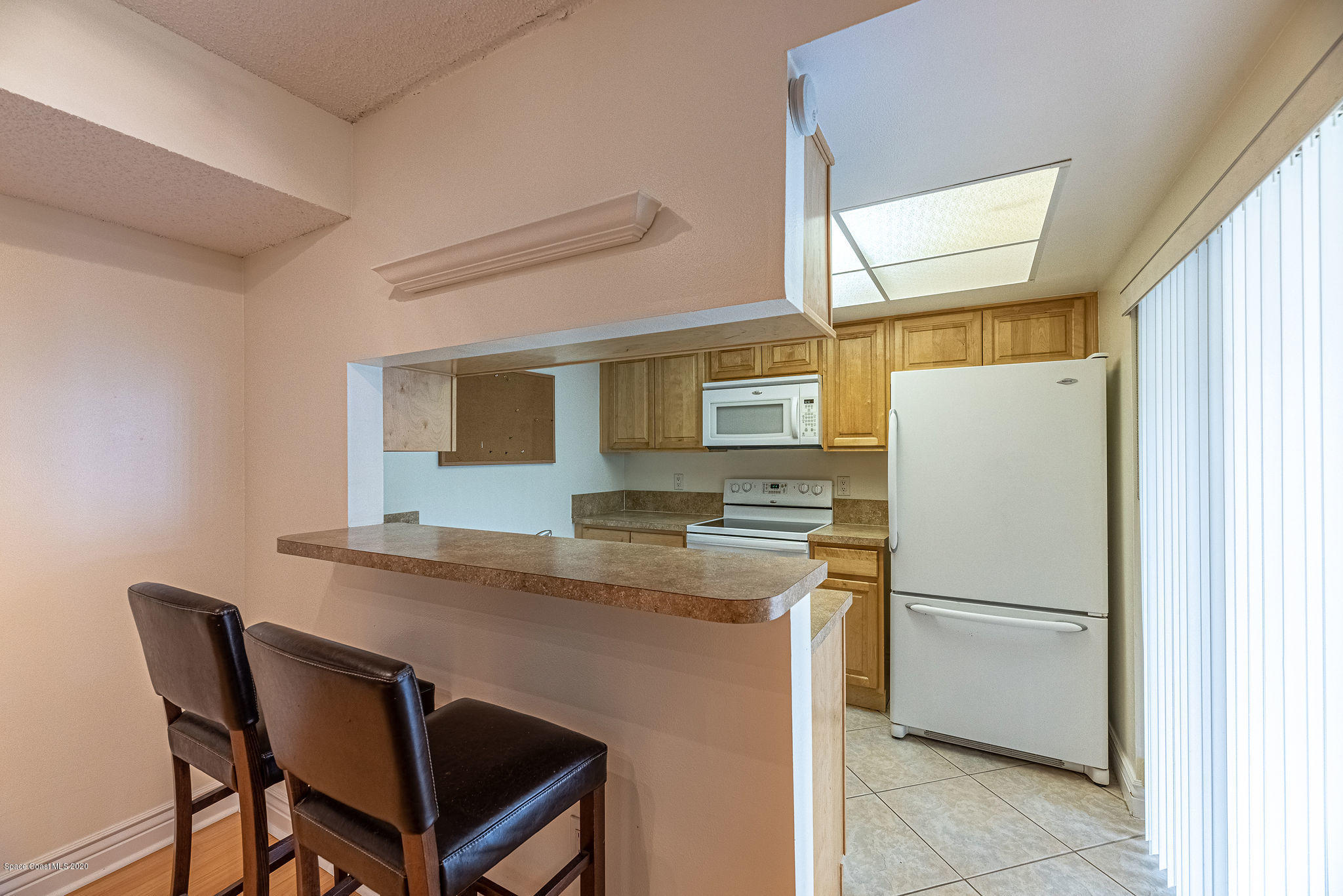 719 Ridge Club Drive, Unit 77 Melbourne, FL 32934 - Photo 8 of 28 JC7_5226-HDR