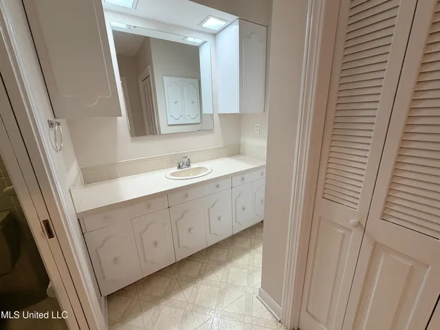 $390,000 | 540 Hillcrest Circle, Cleveland, MS 38732