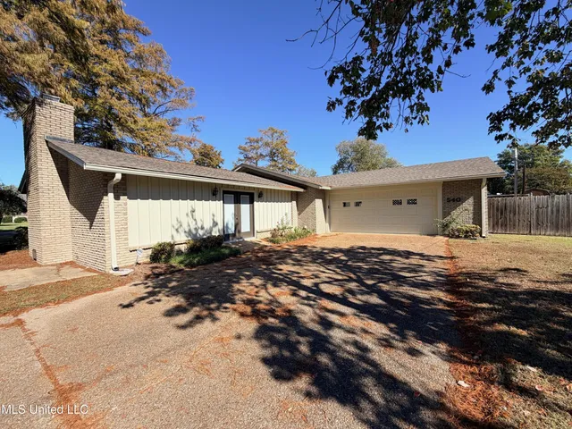 $390,000 | 540 Hillcrest Circle, Cleveland, MS 38732