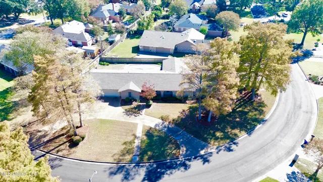 $390,000 | 540 Hillcrest Circle, Cleveland, MS 38732