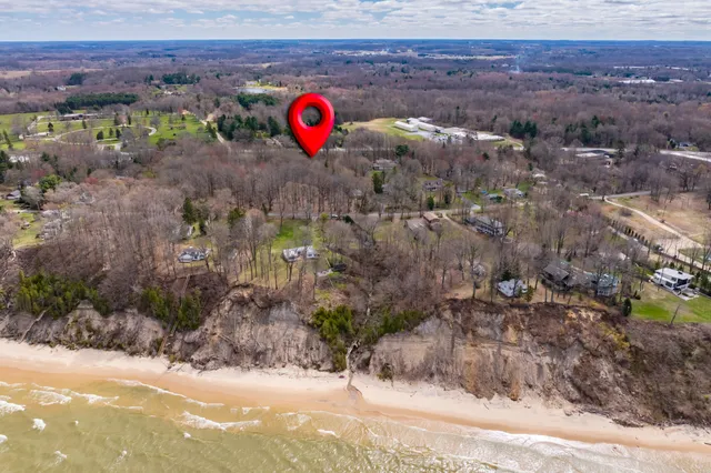 $189,000 | 4890 M-63, Coloma, MI 49038