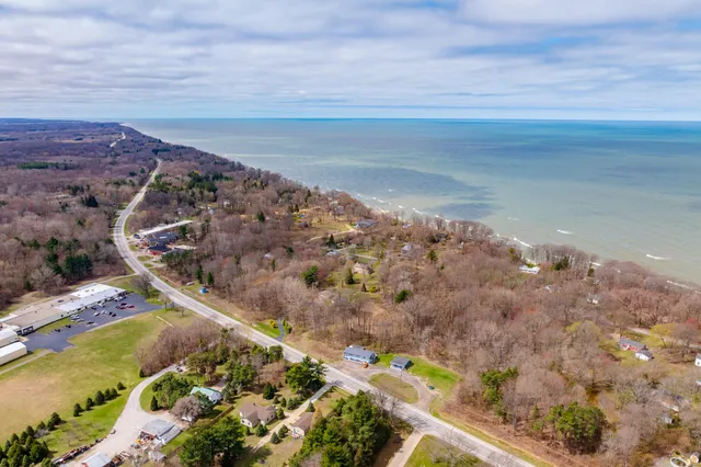 $189,000 | 4890 M-63, Coloma, MI 49038