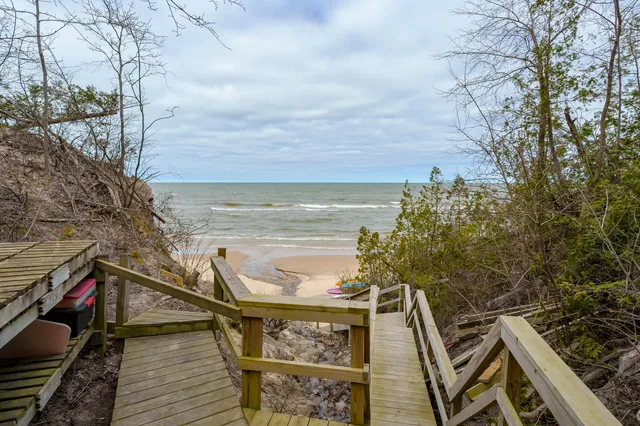 $189,000 | 4890 M-63, Coloma, MI 49038